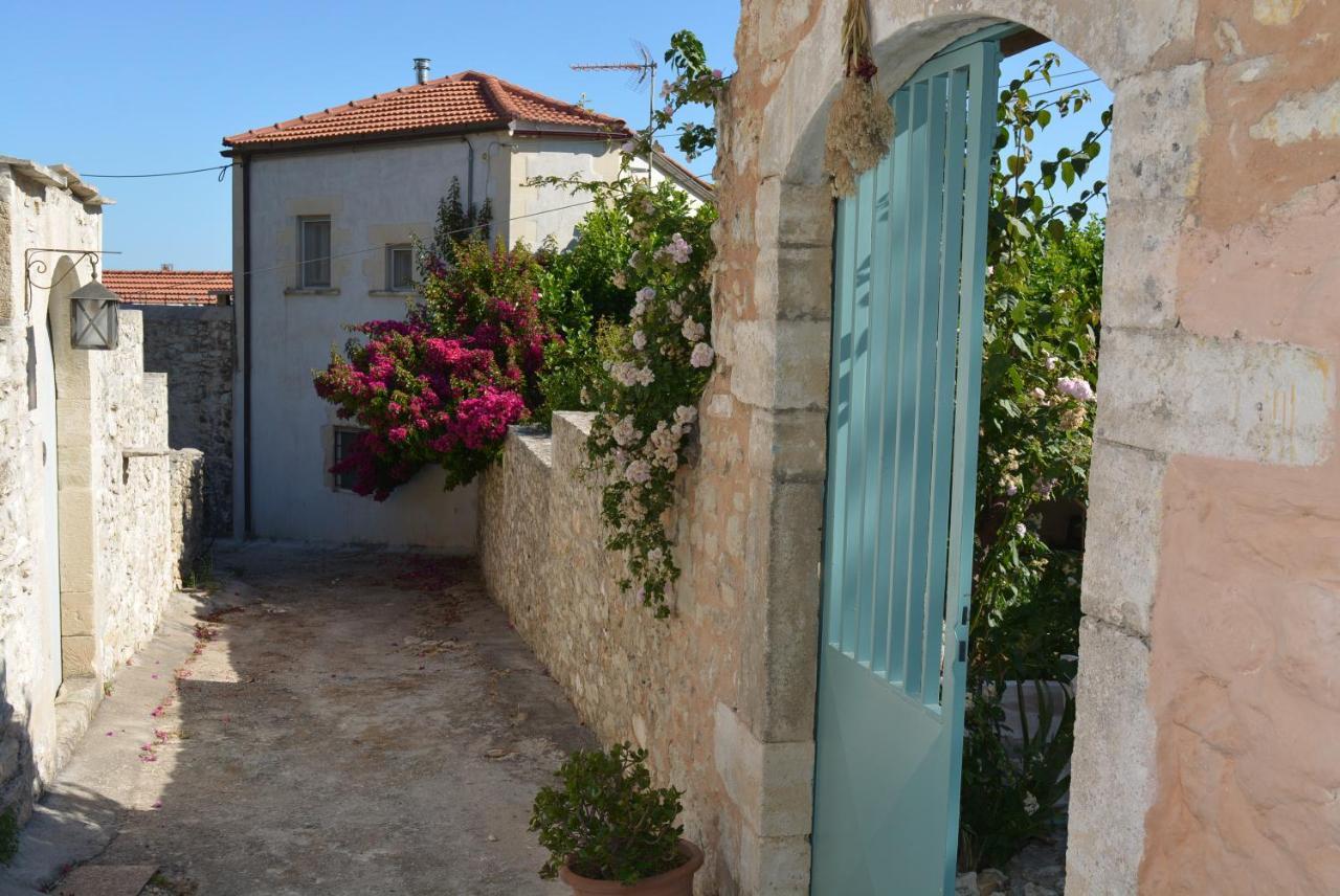 Sergios Village House La Canea Exterior foto