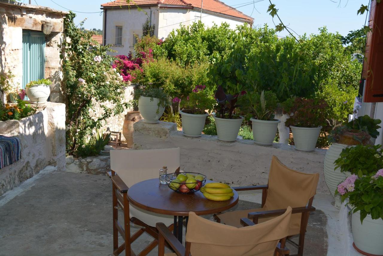 Sergios Village House La Canea Exterior foto
